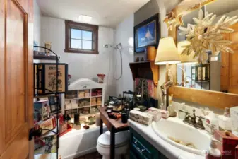 Main floor bathroom (currently used as part of Christmas Shop business)