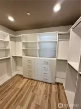 Custom closets upgrade added in 2024!