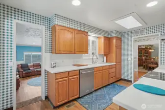 Plenty of Cabinets and Counter Space