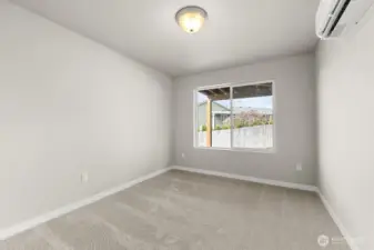 Photographs are for illustrative purposes only. Features, finishes, interior/exterior colors, landscaping and floorplan shown may vary from actual homes built.