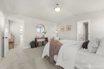 Photographs are for illustrative purposes only. Features, finishes, interior/exterior colors, landscaping and floorplan shown may vary from actual homes built.