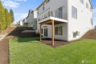 Photographs are for illustrative purposes only. Features, finishes, interior/exterior colors, landscaping and floorplan shown may vary from actual homes built.