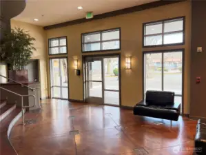 Building lobby with upscale finishes and welcoming common areas.