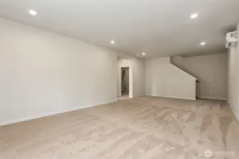 Disclaimer Secondary photos of same floor plan on different lot in different community: Photos are from another Warren, finishes, upgrades, and features may vary.