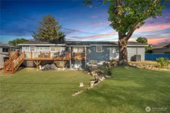 Huge fenced rear yard!