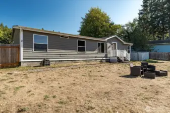 Large fully fenced backyard