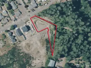 Overhead view with approximate boundaries in red.