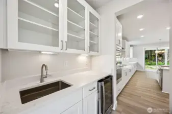 Photos of another Hastings. Ask about finish options.
