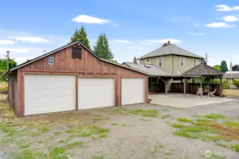 Still need more room? A generous three-car garage completes the package.