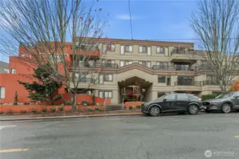 Make this condo yours!