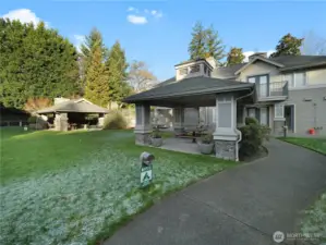 Enjoy the additional covered outdoor dining areas throughout the community.