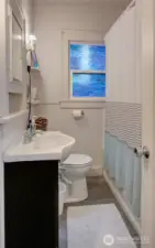 Main floor full bath