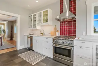 Dual-fuel stove for the serious chef! A custom remodel filled with thoughtful design and character.