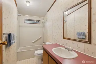 Full bathroom off of two additional bedrooms with tub/shower combo.