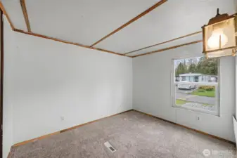 2nd bedroom