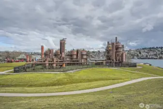 Walk to Gas Works Park