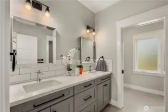 Second floor full bathroom off the great room.