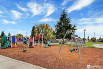 Garfield park is only 4 blocks away.