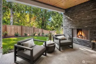 Photo for illustration purposes only. Photos are of another Garnet home design, selections will vary.