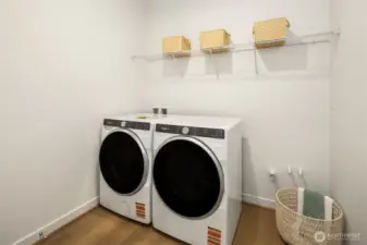 Photo for illustration purposes only. Photos are of another Garnet home design, selections will vary.