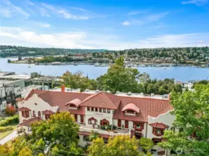 A rare 1909 Spanish Revival landmark, L’Amourita stands proudly above Lake Union, offering sweeping water, marina, and city skyline views.