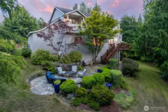 Imagine all the Summer gatherings & lawn sports.