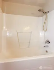 Upstairs bathroom shower/tub