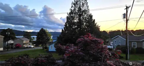 Sunsets & Columbia River views....