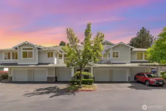 Enjoy community playground, parks & trails minutes from your door!