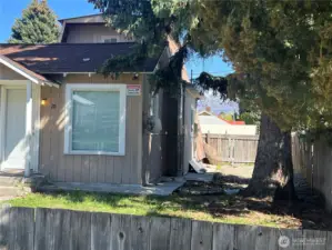 side yard