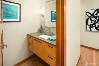 Powder room on the main.
