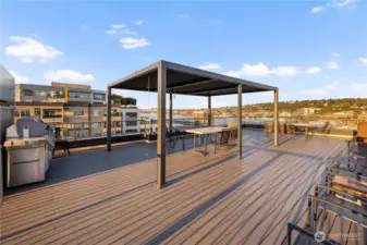 Rooftop deck