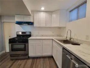 Lower level complete 4 piece kitchen.