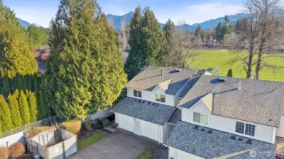 Desirable Corner Unit