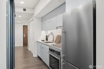 This photo has been virtually staged