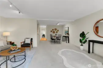 Spacious dining room and family room, with new carpet and paint thoughout!