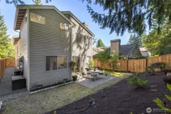 Beautifully maintained back yard