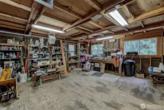 Inside the 480 sq ft workshop, you'll find a shop door, 220 power, work bench, ample lighting, and heat! What more could you want?