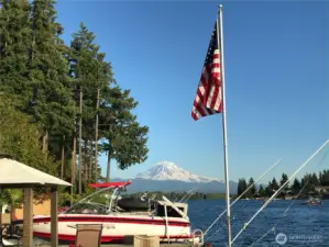 Views of Mt Rainier from the dock when there is no wild-fire smoke!