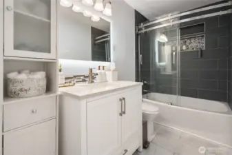 Amazing spa-like bath