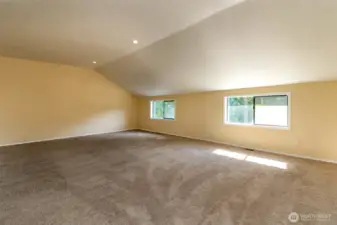 Bonus Room-