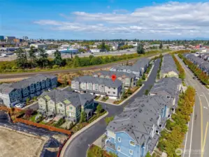 Location matters, and The Towns at Riverfront delivers. Just minutes from I-5, commuting north or south is simple, making this an excellent home base for professionals working in Everett, Seattle, or the Eastside. Downtown Everett is close by, offering dining, shopping, arts, and entertainment, while Paine Field and Boeing are just a short drive away.