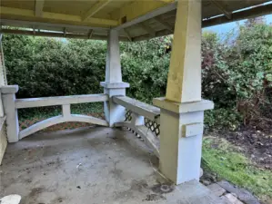 Large front porch.
