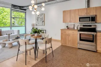 Live large in the heart of Seattle!
