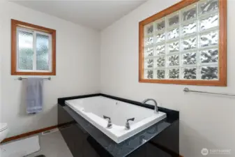 Large soaking tub.