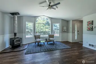 Tons of natural light.