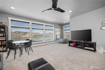 Upper Living with incredible views