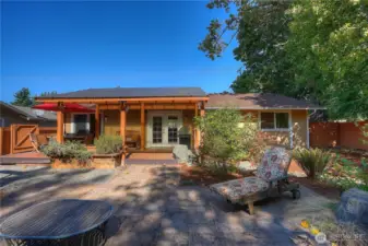 Large, fully fenced back yard.