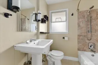 Bathroom - main floor