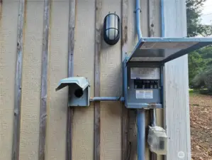 Power on office/shop - 24*20 - with 50 amp plug in